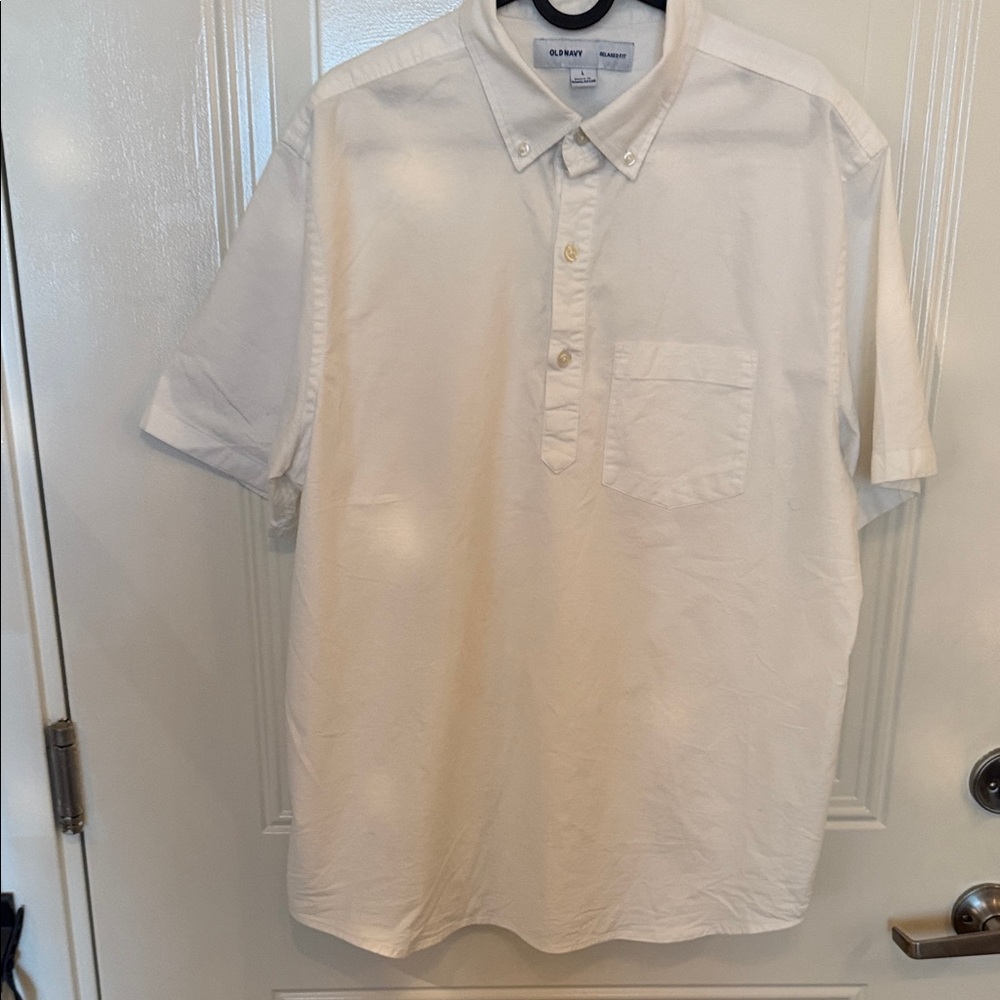 Old Navy Men's Cream Short Sleeve Button Down Shirt